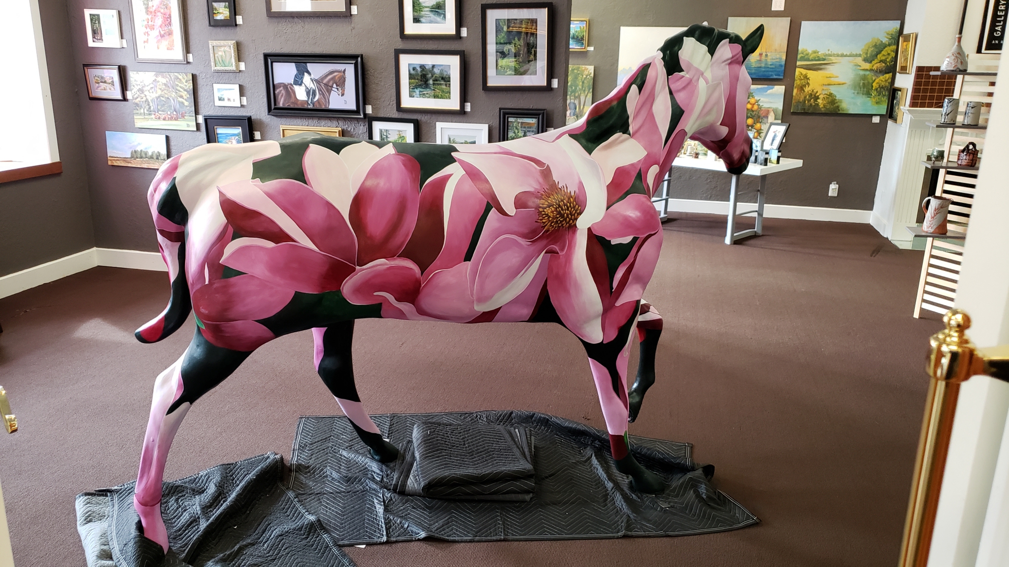 Click here to view Magnolia by Carlynne Hershberger